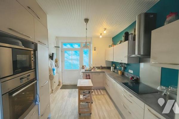 PLOUZANÉ BOURG - Maison 4 chambres - 686m² de TERRAIN