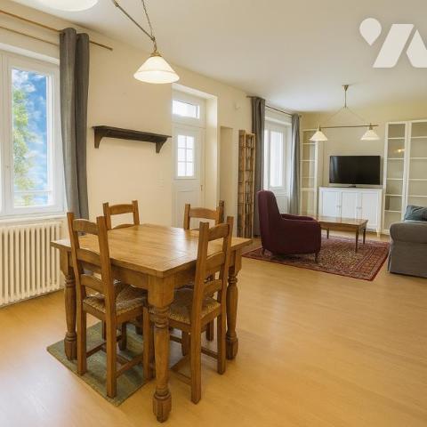 PLOUZANÉ BOURG - Maison 4 chambres - 686m² de TERRAIN