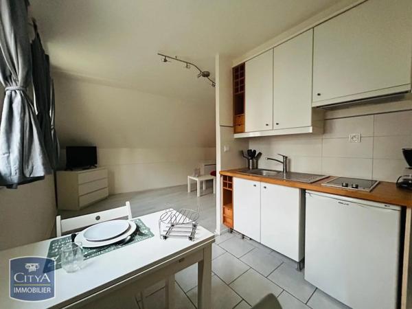 Appartement à louer 1 pièce 22.19m²