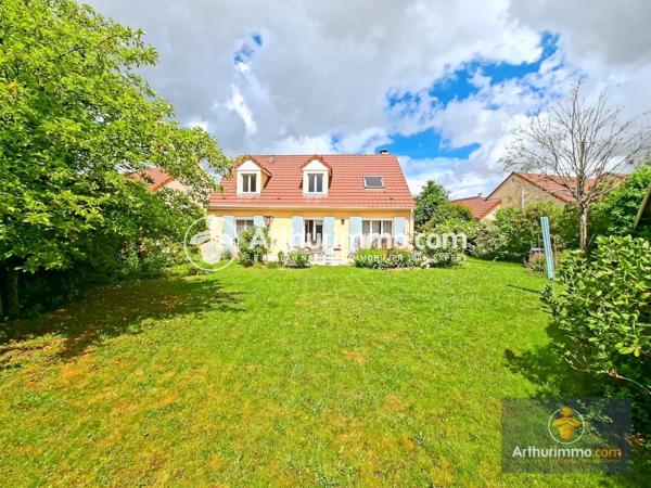 Vente                                                      Maison
                        
                     6 pièces                      142 m2                     à Saint-Pierre-du-Perray