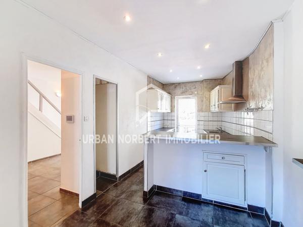 Septèmes-les-Vallons (13240) Immeuble de rapport 4 lots libre avec appartements, local et remise - 204m² - Septèmes-les-Vallons