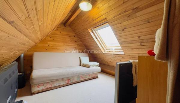 Vente                                                      Maison
                        
                     6 pièces                      110 m2                     à Saint-Fargeau-Ponthierry