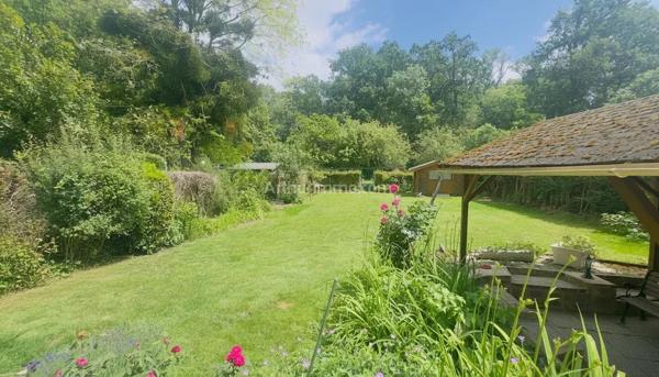 Vente                                                      Maison
                        
                     6 pièces                      110 m2                     à Saint-Fargeau-Ponthierry