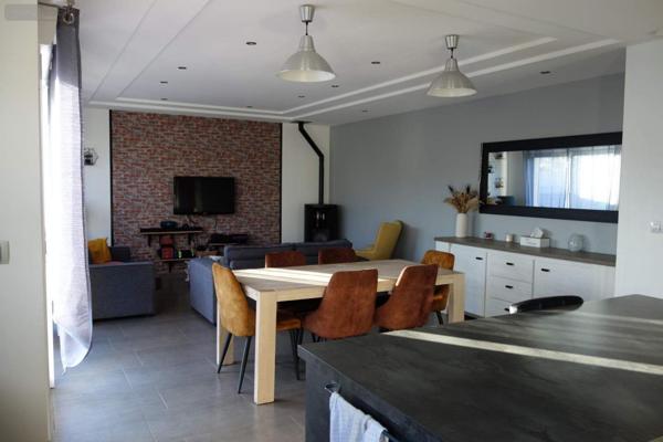 Maison à vendre à Saint-Méloir-des-Ondes en Ille-et-Vilaine (35350), ref : 103/842