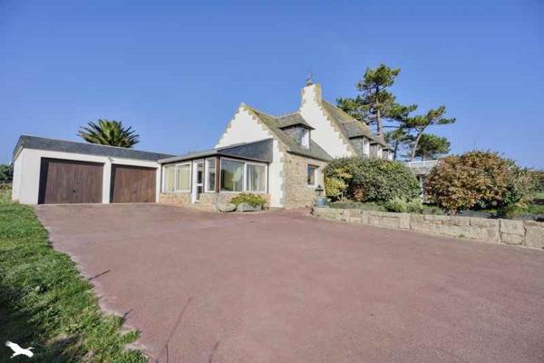 Maison à vendre |  Plouguerneau |  7 pièces | 222 m²