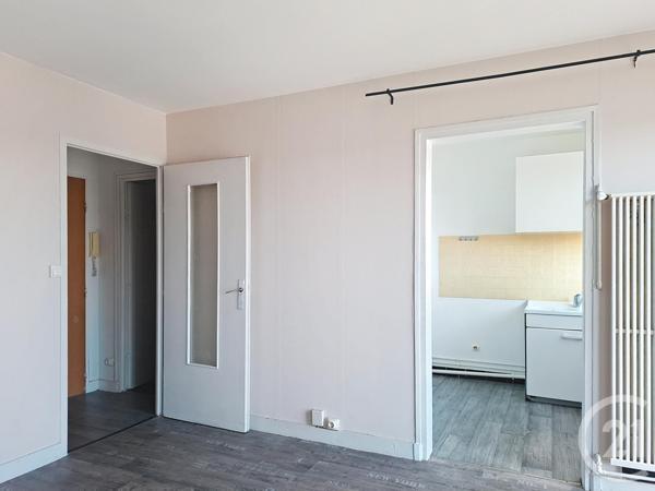 Appartement F1 à vendre  1 pièce - 24,77 m2 MELUN - 77