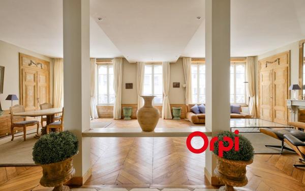 Appartement à vendre    3 pièces • 128 m2 Lyon 2