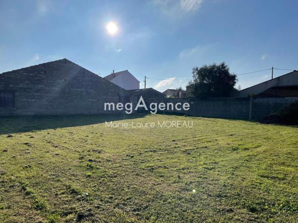 Terrain à LE CHATEAU-D'OLERON, 17480 - 477m²