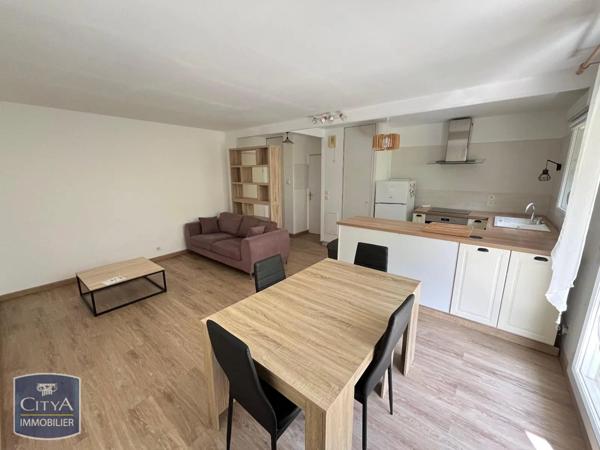 Appartement à louer 2 pièces 45.39m² Alfortville (94140)