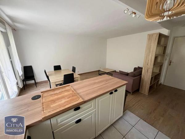 Appartement à louer 2 pièces 45.39m² Alfortville (94140)
