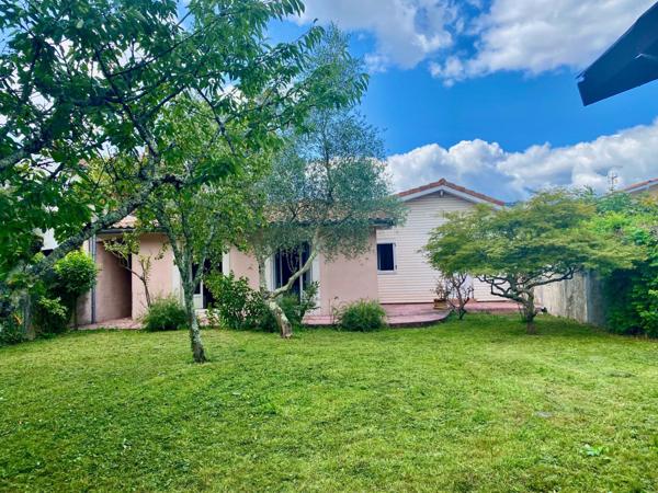 Proche Pessac Centre. Au calme. Belle maison familiale de plain-pied