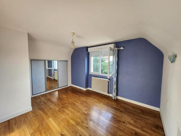 Maison Saint Hilaire Du Harcouet 6 pièce(s) 141 m2