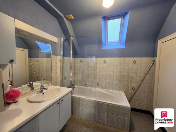 Maison Saint Hilaire Du Harcouet 6 pièce(s) 141 m2