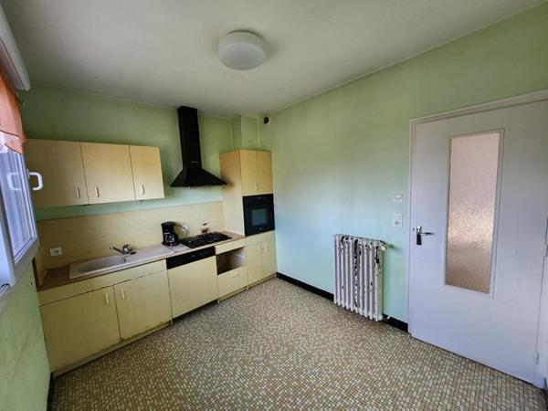 Maison Saint Hilaire Du Harcouet 6 pièce(s) 141 m2