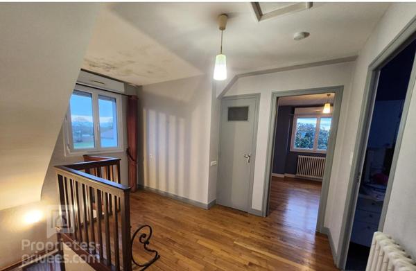 Maison Saint Hilaire Du Harcouet 6 pièce(s) 141 m2