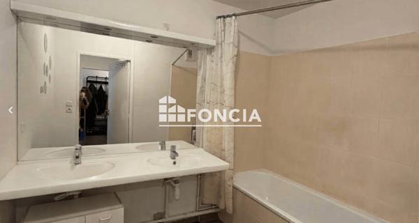 À vendre Appartement 3 pièces 65 m² - Marseille 13002