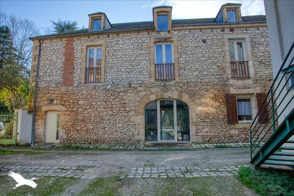 Maison à vendre |  Montignac |  7 pièces | 250 m²