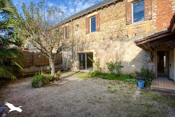 Maison à vendre |  Montignac |  7 pièces | 250 m²