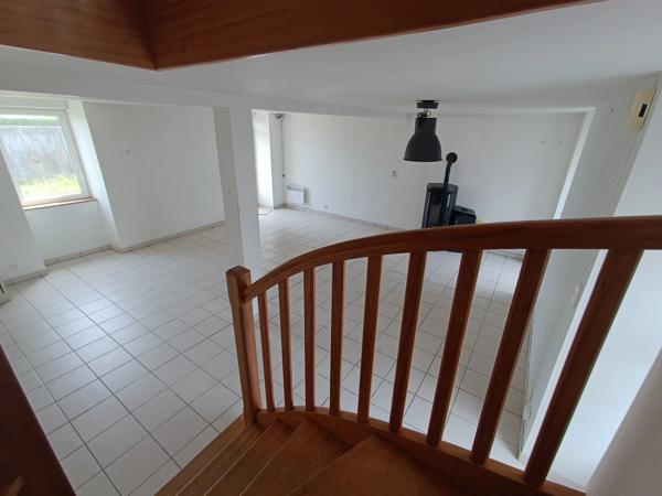🏡 Maison familiale – Centre bourg de Laz – 108 m² habitables + potentiel