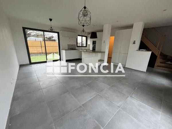 Location Maison 4 pièces 85.62 m² - 24, Route de Bu Houdan 78550