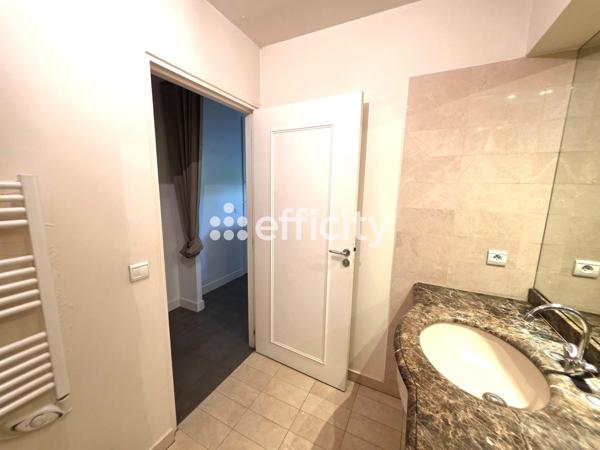 Appartement
         1 pièce
        - 32 m² Exclusivité 400 000 € *