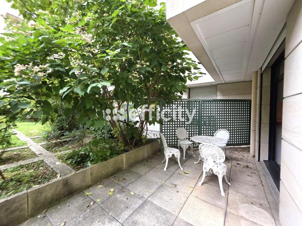 Appartement
         1 pièce
        - 32 m² Exclusivité 400 000 € *