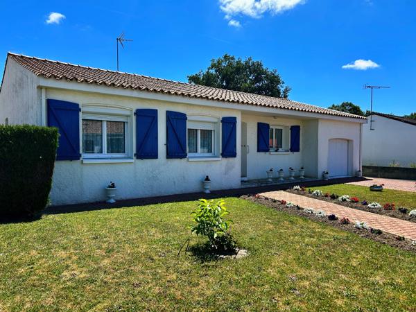 Maison
         4 pièces
        - 93 m² 228 900 € *