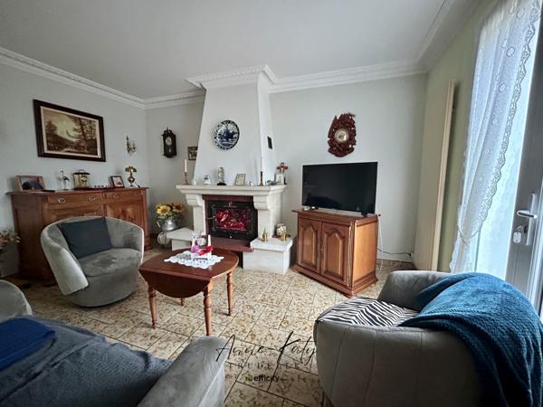 Maison
         4 pièces
        - 93 m² 228 900 € *