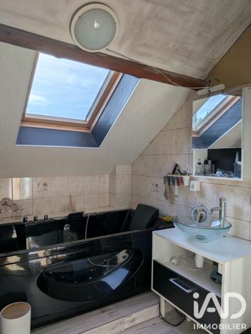 Maison à vendre 6 pièces 183 m² Montceau-les-Mines