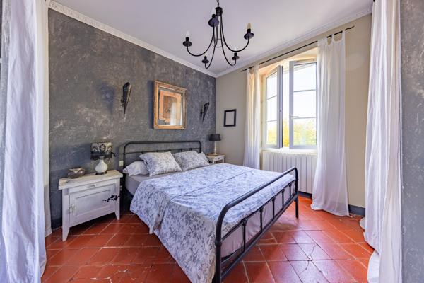 Sommières (30250) Demeure atypique : ancienne gare rénovée 136 m² sur 2 177 m² de terrain entre Sommiéres, Nimes et Quissac