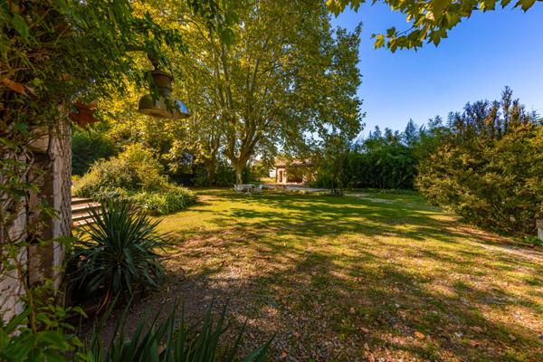 Sommières (30250) Demeure atypique : ancienne gare rénovée 136 m² sur 2 177 m² de terrain entre Sommiéres, Nimes et Quissac