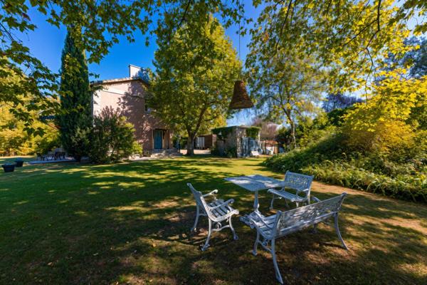 Sommières (30250) Demeure atypique : ancienne gare rénovée 136 m² sur 2 177 m² de terrain entre Sommiéres, Nimes et Quissac