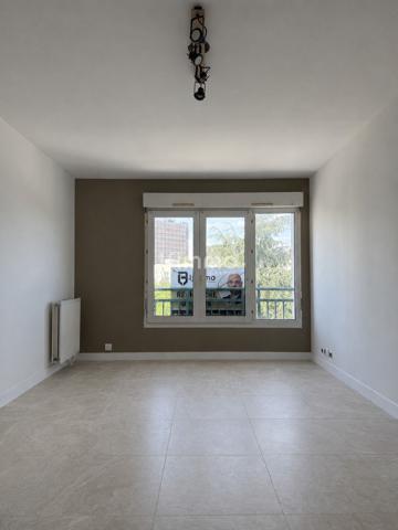 Evry / Appartement T2 / Residence Iena (standing)