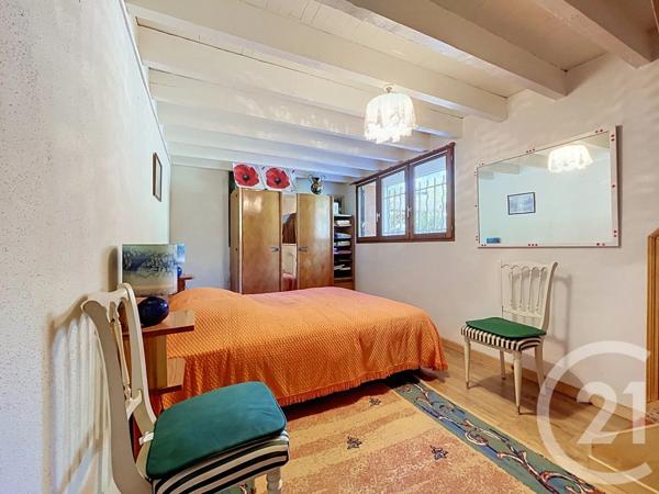 Maison à vendre  2 pièces - 92,49 m 2   AHUN  - 23