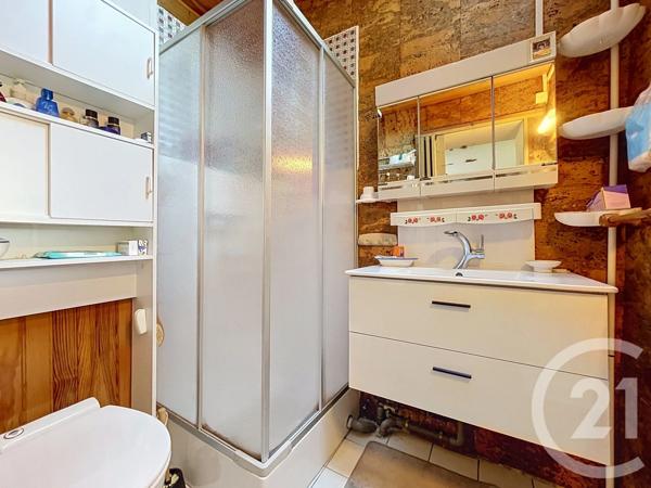 Maison à vendre  2 pièces - 92,49 m 2   AHUN  - 23