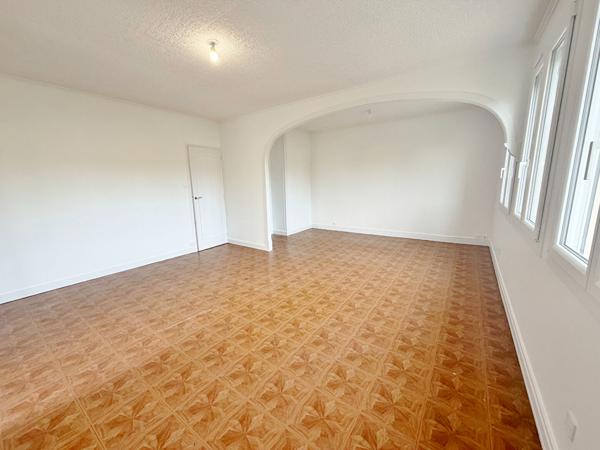 Maison St Mars d'Outillé 2 chambres 74 m²