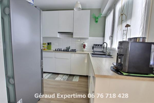 Aix-en-Provence (13100) Appartement familial avec terrasses et stationnement –Tout Aix à pied