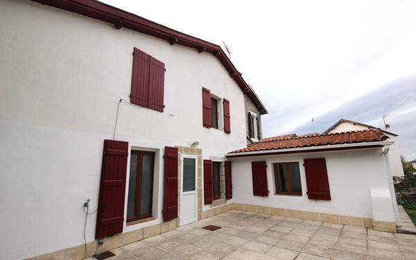 Maison à vendre    6 pièces •  Bellocq