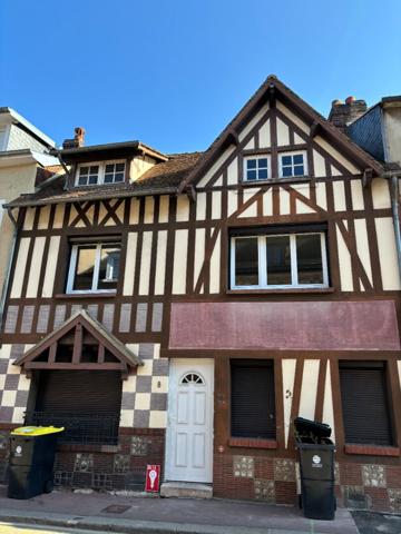 CHARMANTE MAISON 4 pièces 107 m²