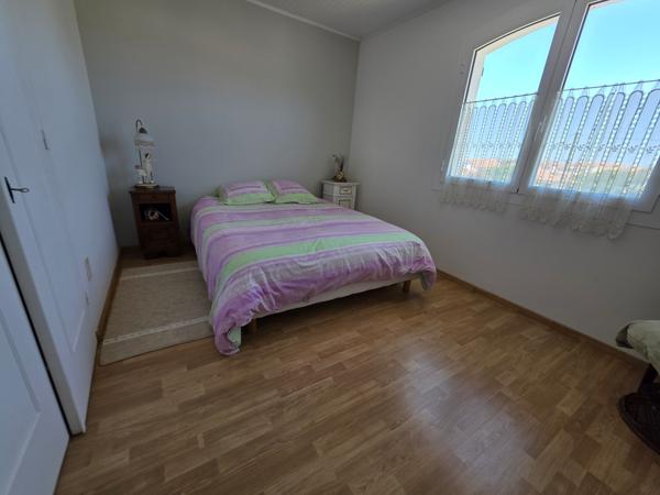 Maison
         8 pièces
        - 220 m² 769 000 € *