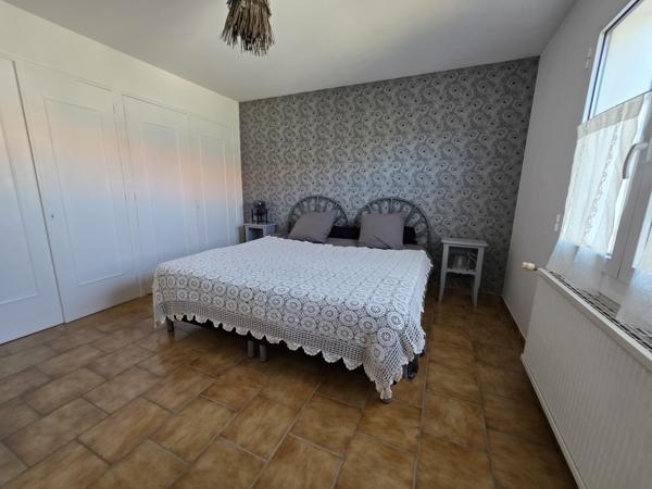 Maison
         8 pièces
        - 220 m² 769 000 € *