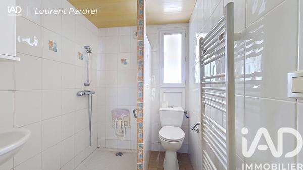Maison à vendre 9 pièces 188 m² Saint-Gorgon