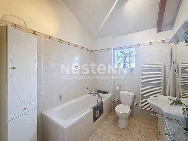 Maison 5 pièces 4 chambres non mitoyenne sur terrain de 247m² sans aucun travaux à prévoir à Chilly-Mazarin proche Morangis