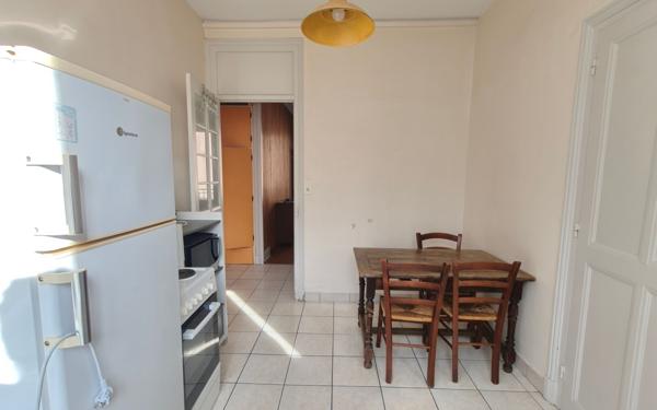 Appartement à vendre    3 pièces • 60,52 m2 Grenoble