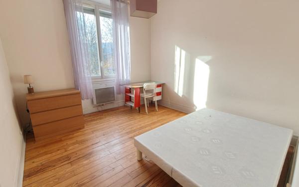 Appartement à vendre    3 pièces • 60,52 m2 Grenoble