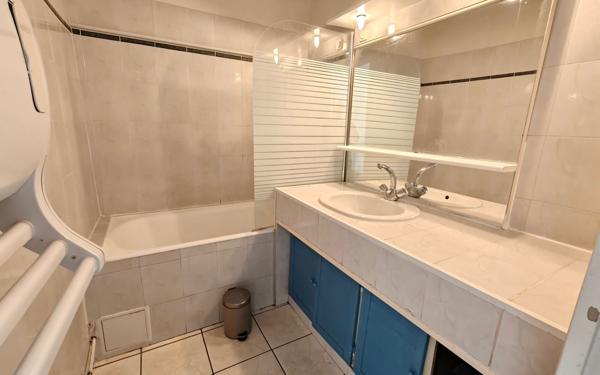 Appartement à vendre    3 pièces • 60,52 m2 Grenoble