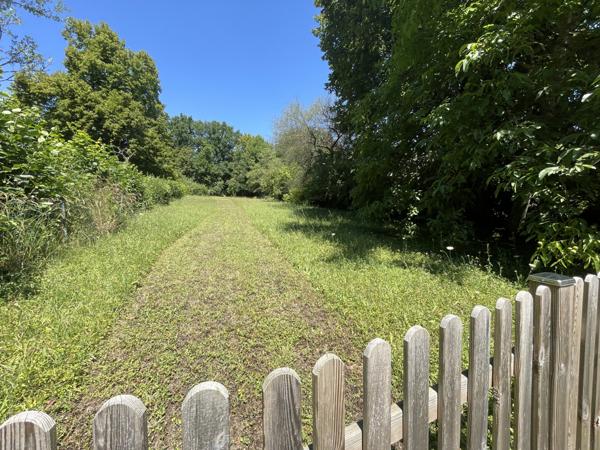 La Ferté-Alais (91590) Maison + dépendances sur 3428 m² de terrain