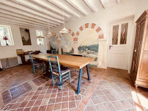 La Ferté-Alais (91590) Maison + dépendances sur 3428 m² de terrain