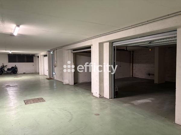 Parking - 49 m²