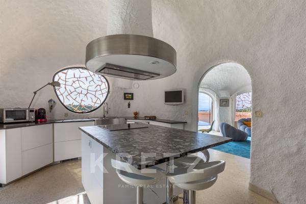 Maison Bulle d’Architecte aux Portes de Lyon – Un Bijou Sculptural Unique